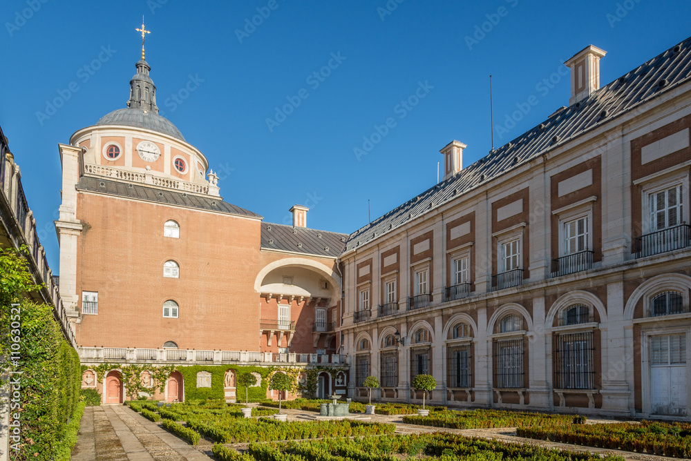 Garden near Royal Palce of Aranjuez
