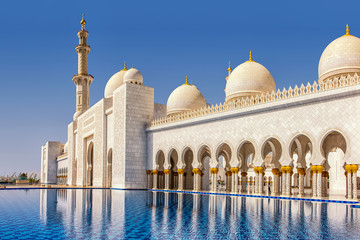 Fotobehang Abu Dhabi Sjeik Zayed moskee witte koepels  © umsturz43