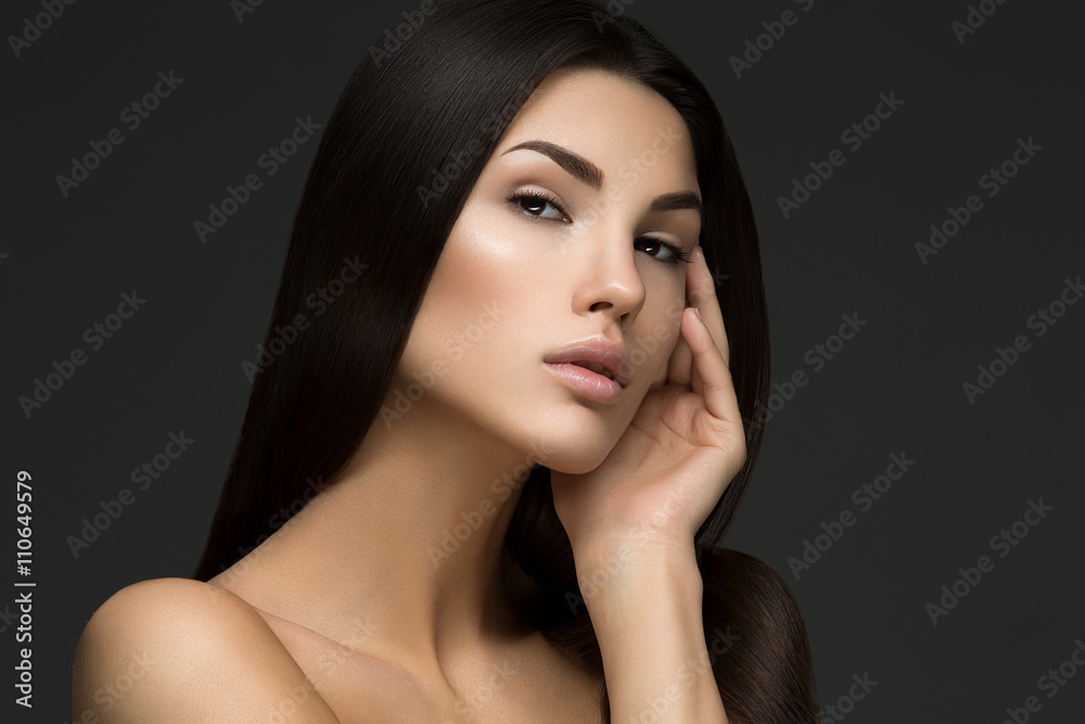 Fototapeta premium Beautiful woman with perfect skin