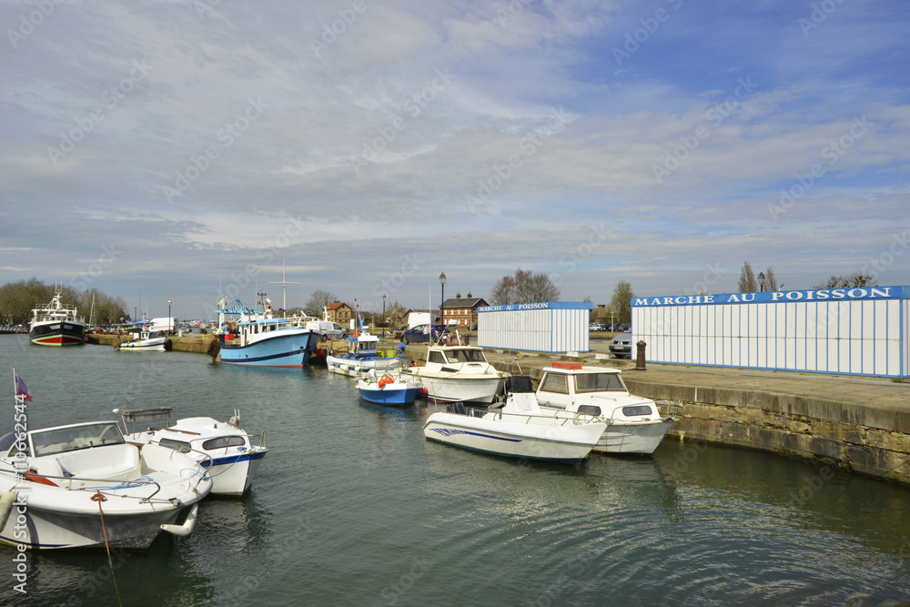 Fototapeta premium Honfleur côté marché au poisson, département du Calvados en région Normandie, France