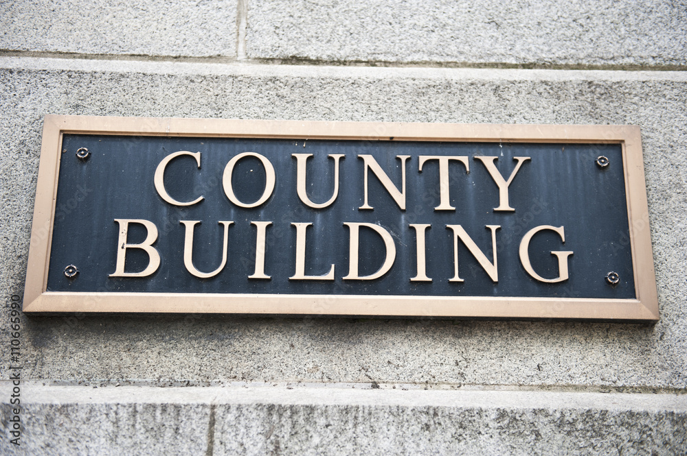 Obraz premium County Building Plaque