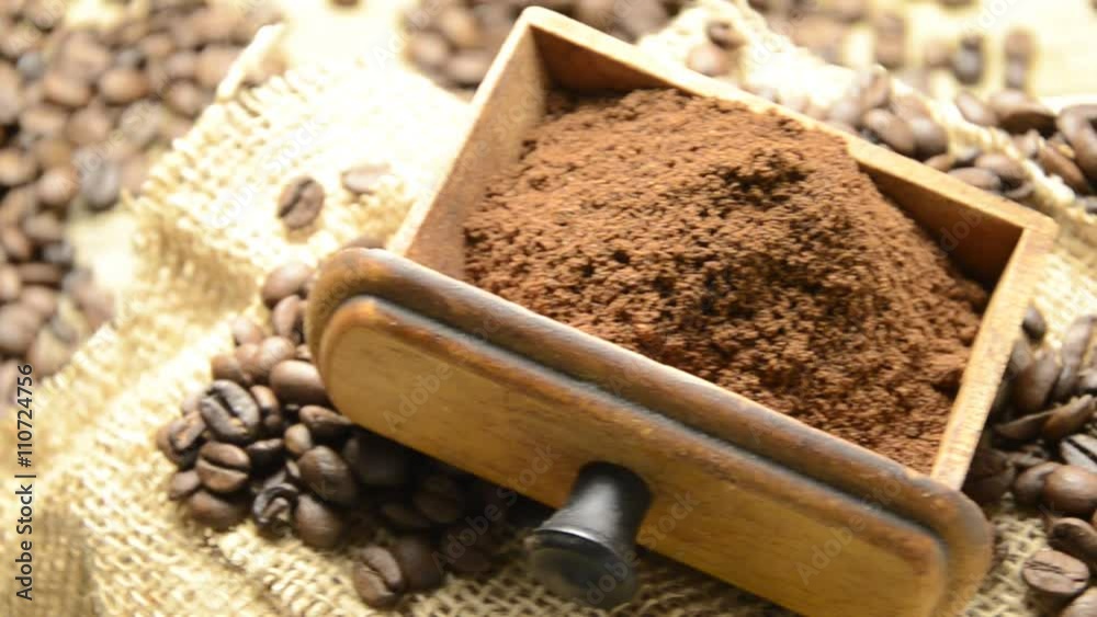 Molinillo de café Macinacaffè Moedor de café Molino de café Kaffeemühle إعداد القهوة  Moulin à café Koffiemolen Кофемолка Kaffekvarn การเตรียมกาแฟ Młynek urządzenie domowe コーヒーミル Coffee grinder