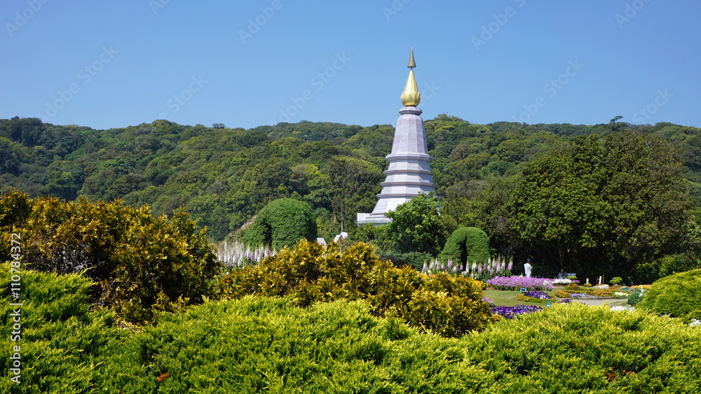 Obraz premium pagode at doi inthanon