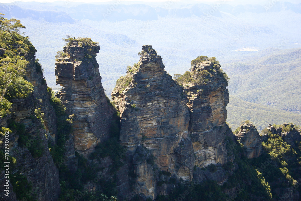 The Three Sisters, Blue Mountains, New South Wales, Australia The Three Sisters, Blue Mountains, New South Wales, Australia