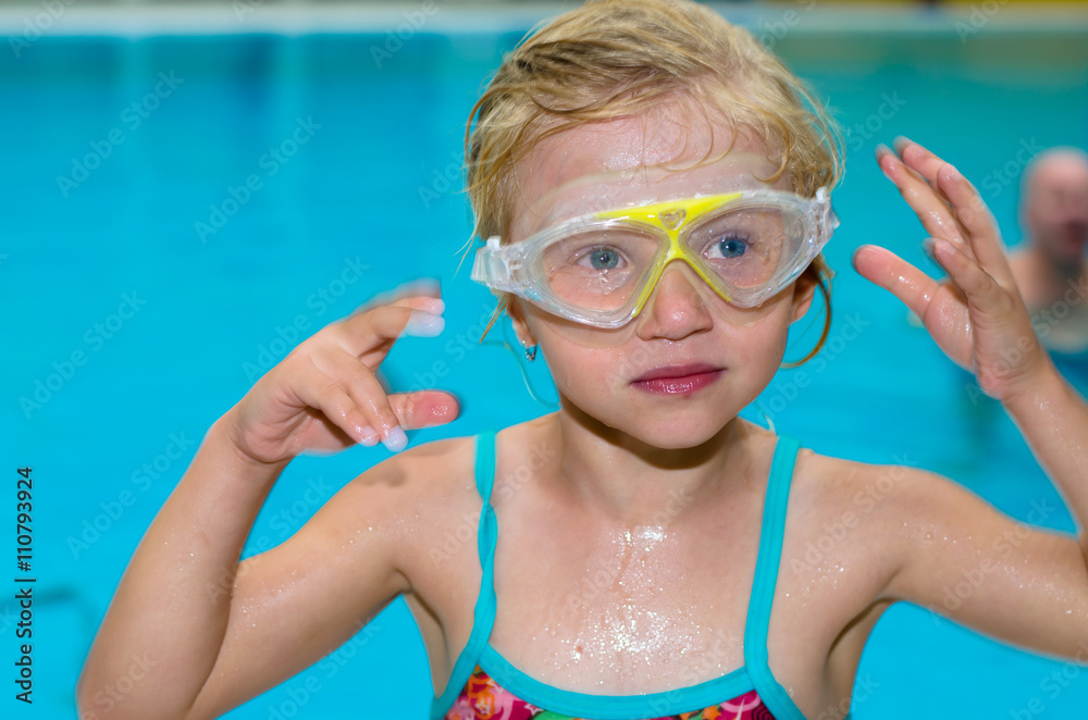 Naklejka premium in the swimming pool