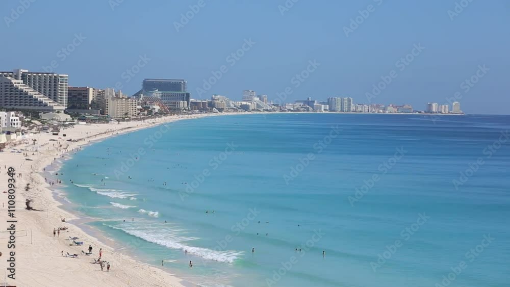 Cancun beach panorama view, Mexico
Cancun beach panorama view, Mexico