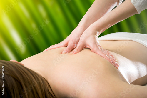 Hands massage therapist