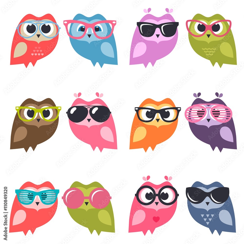 Obraz premium Cute owlets and owls with sunglasses