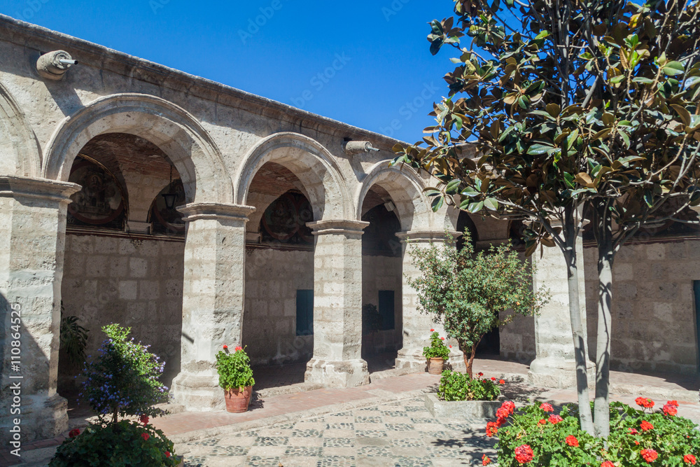 Cloister in Santa Catalina monastery in Arequipa, Peru Cloister in Santa Catalina monastery in Arequipa, Peru