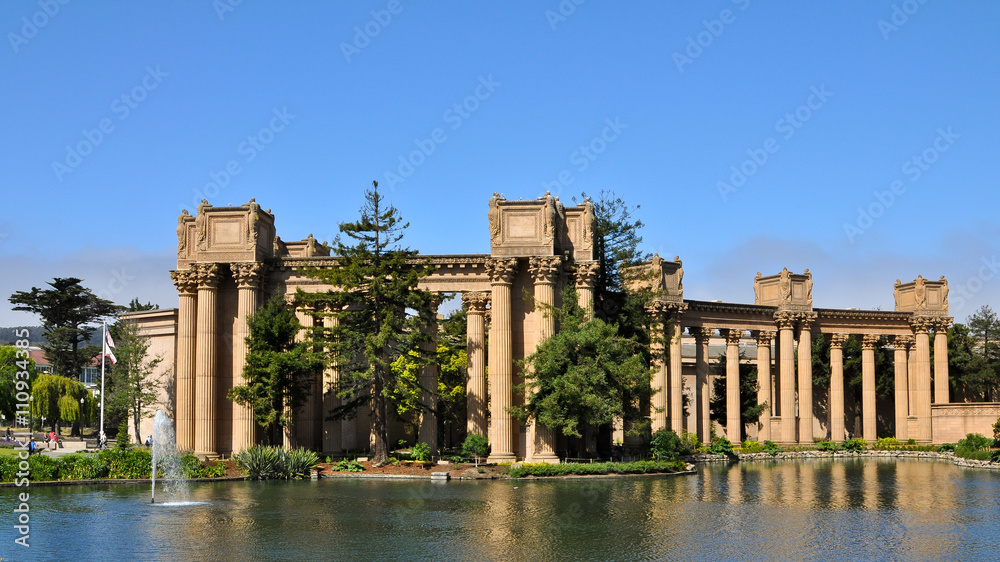 Corinthian Columns at the Palace of Fine Arts - Marina District, San Francisco, CA Corinthian Columns at the Palace of Fine Arts - Marina District, San Francisco, CA