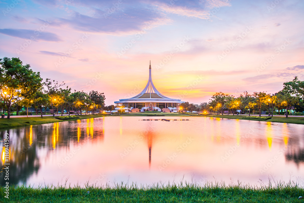Twilight Pavilion landmark of Suan Luang Rama IX Public Park, Bangkok, Thailand Twilight Pavilion landmark of Suan Luang Rama IX Public Park, Bangkok, Thailand
