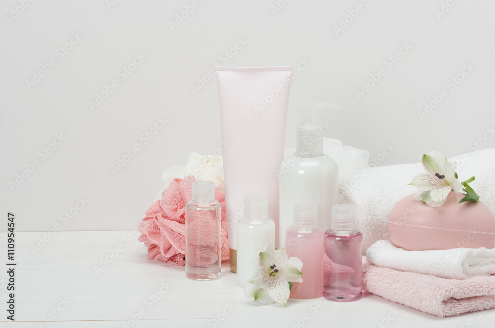 Spa Kit. Shampoo, Soap Bar And Liquid. Toiletries Spa Kit. Shampoo, Soap Bar And Liquid. Toiletries