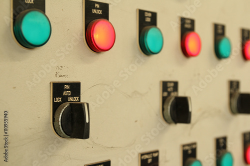Equipment control of metal industry