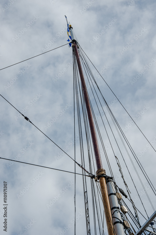 tail sailing ship bluenose II tail sailing ship bluenose II