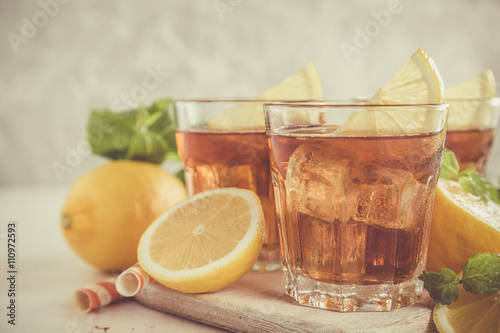 Iced tea with lemon and mint