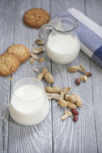 Milk with peanut biscuits