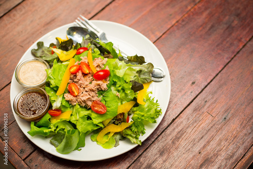 Tuna Salad tropical fruit for your healthy