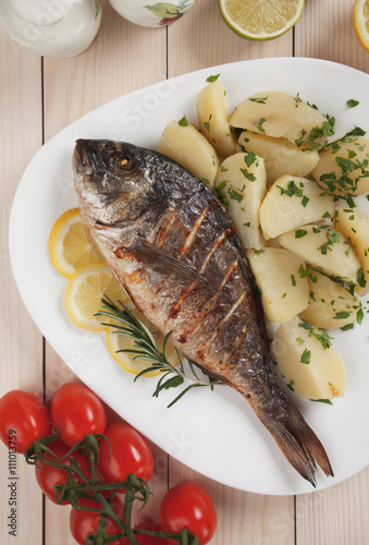 Grilled fish with boiled potato