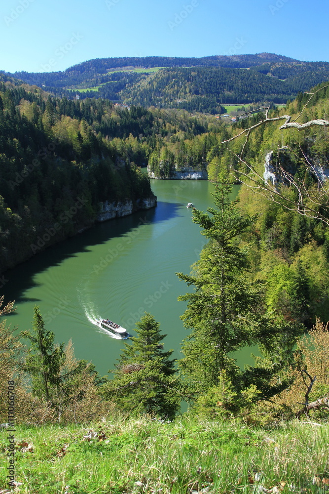 Bateaux croisière sur les bassins du Doubs