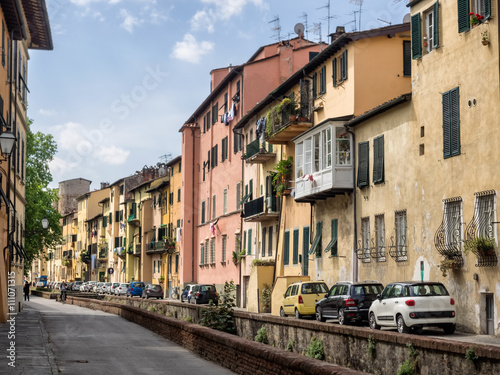 Via del fosso with canals in Lucca © Frankix