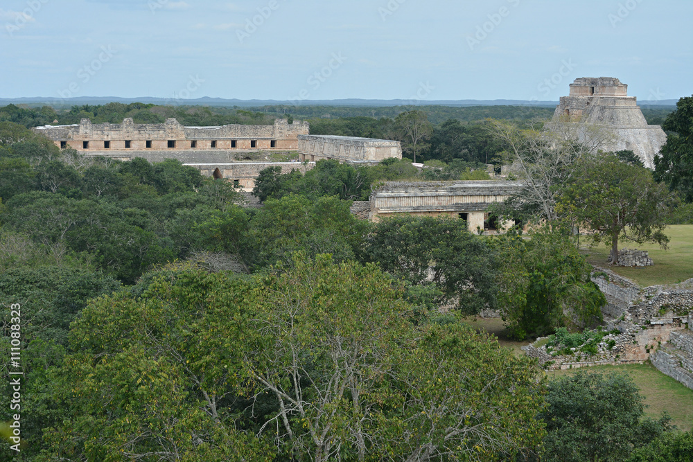 Fototapeta premium Ancient Mayan site Uxmal, Mexico.