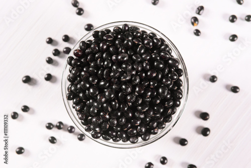 Black soy seeds