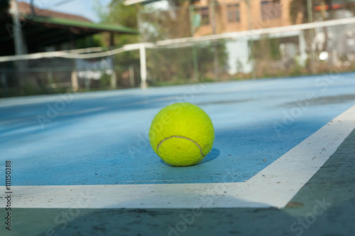 tennis ball court © lukmatulee