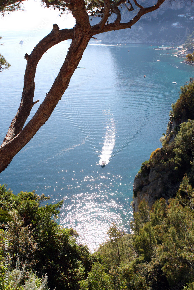 Ile de Capri Superbe côte de cette ile au large de Naples et Sorento en Italie Stock Photo