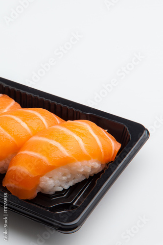 Sushi de salmon