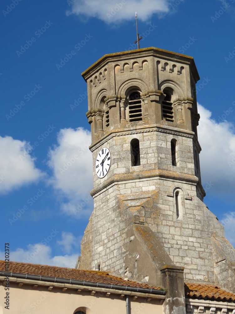 Bourgogne - Saône-et-Loire - Verzé - Clocher de l'Eglise Saint-Jean-Baptiste