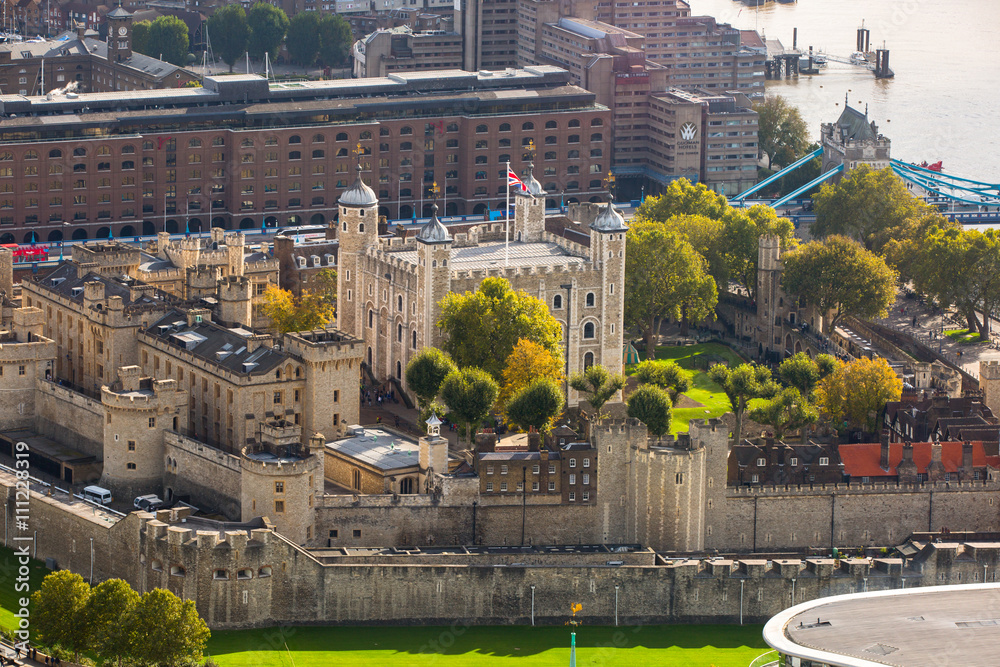 Obraz premium Tower of London view. Panorama from the 32 floor