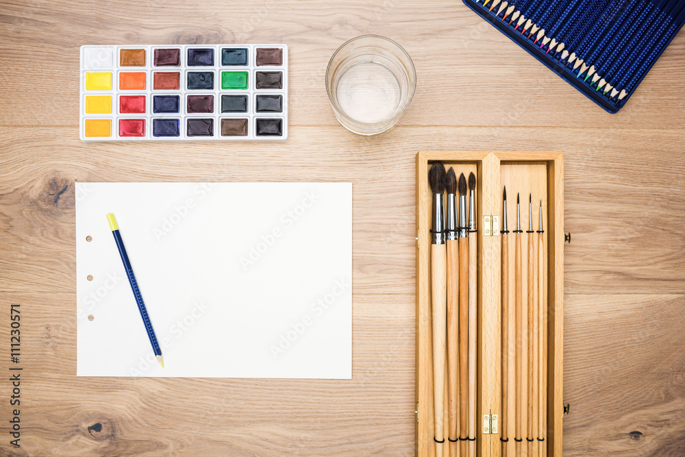 Obraz premium Artists' tools on desktop