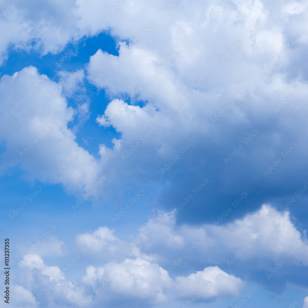 Fototapeta premium blue sky white clouds blur