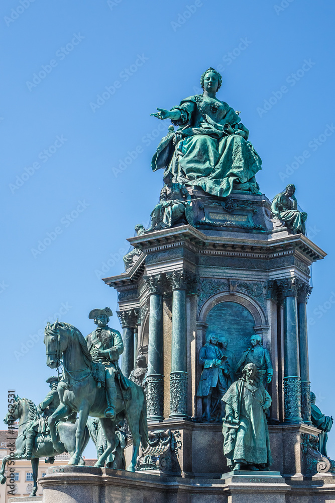 Obraz premium Maria Theresia Monument, in Vienna, Austria.