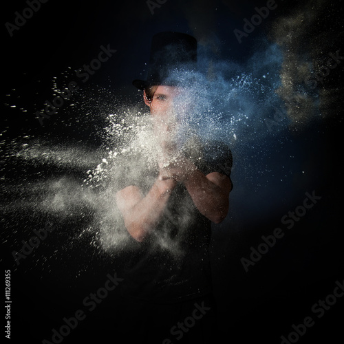 Magic Powder © Bruno Passigatti