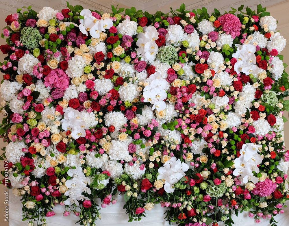 Naklejka premium Beautiful flowers background