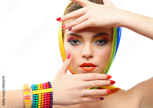 Beautiful girl with colorfu...