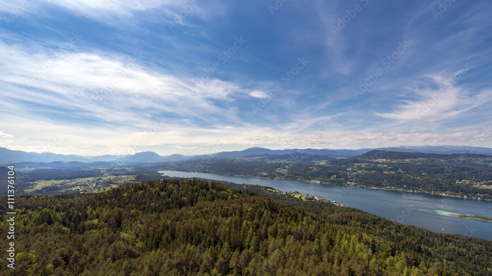 Blick über den Wörther See Richtung Velden, Kärnten, Österreich