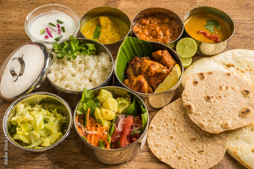 インドの典型的なカレー定食　ミールズ　 Lunch of meals south India