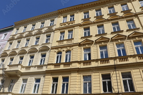 Façades d’immeubles classiques à Prague