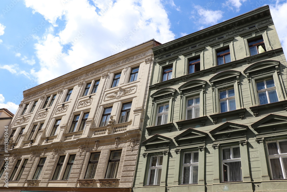 Façades d’immeubles classiques à Prague