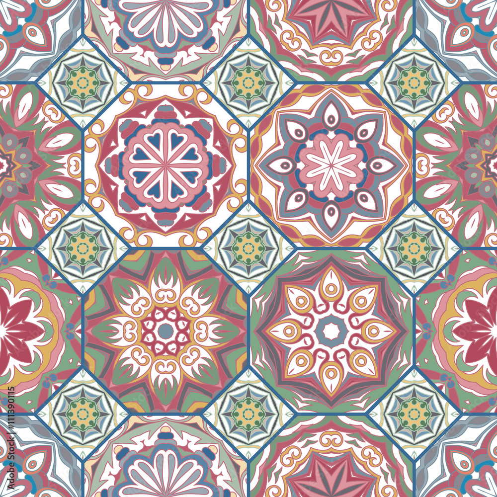 Gorgeous floral tile design. 