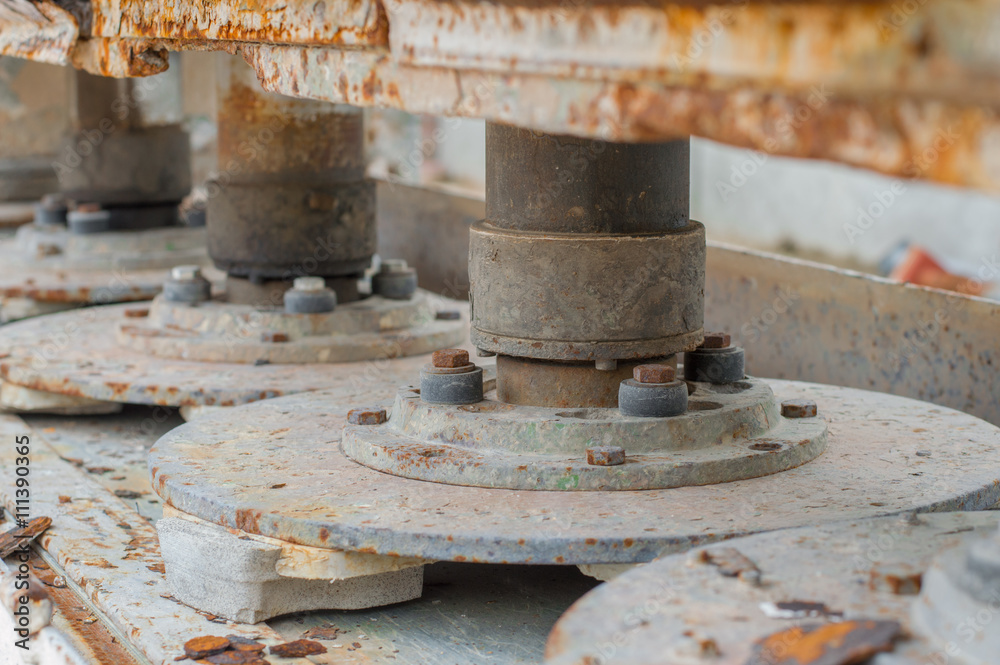 Old machinery and equipments