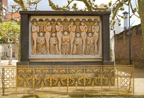 Steinskulptur auf der Mathildenhöhe, Darmstadt