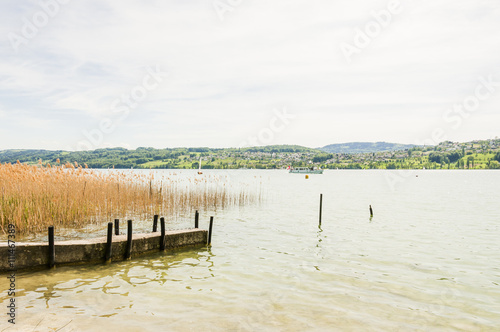 Beinwil  Meisterschwanden  Dorf  Hallwilersee  See  Seeufer  Uferweg  Seerundfahrt  Ausflugsschiffe  Wanderweg  Spazierweg  Sommer  Schweiz