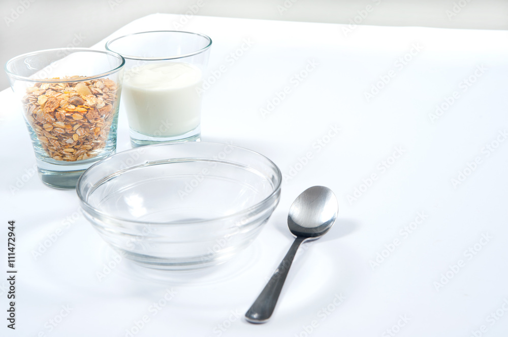 fit breakfast / healthy breakfast of muesli and yogurt
fit breakfast / healthy breakfast of muesli and yogurt