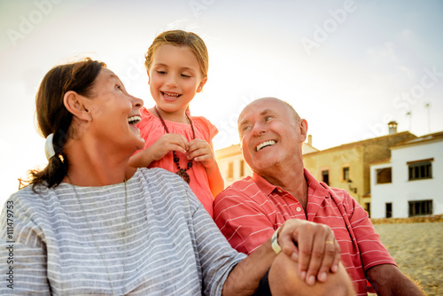 Cuadro en lienzo sommerurlaub bei oma und opa