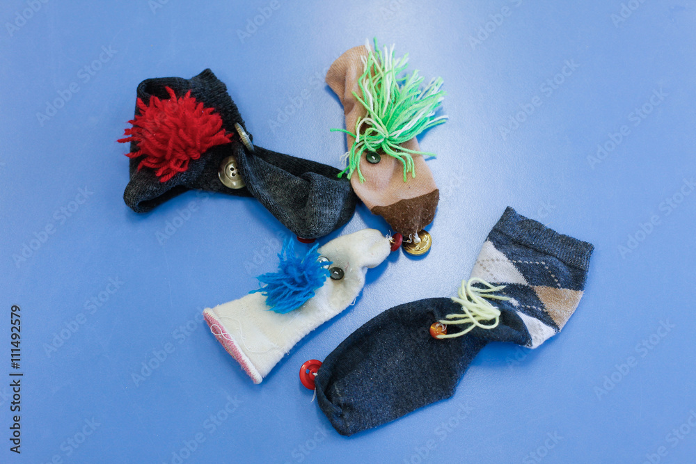 Do-it-yourself hand and finger puppets