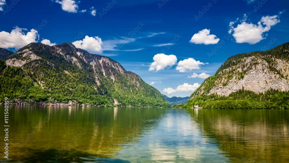 Mountain lake in Hallstatt in spring, 4k timelapse
Mountain lake in Hallstatt in spring, 4k timelapse