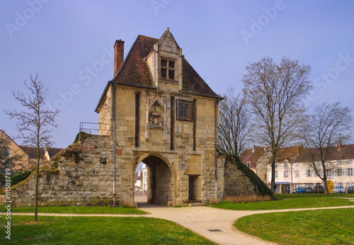 Auxonne Stadttor - Auxonne town gate in France